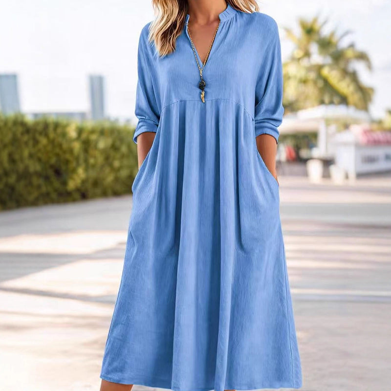 Fluid Midi Dress with Empire Waist and V-Neck – Refined Elegance